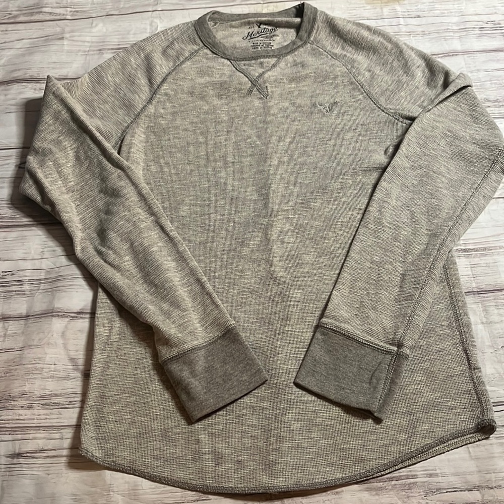 American Eagle Outfitters Heather Gray Long Sleeve Tee